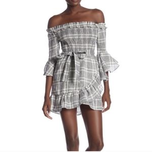 HOLIDAY DRESS PLAID SIZE L